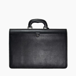 Vue de dos du cartable en cuir noir