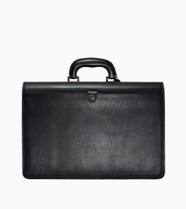 Vue de dos du cartable en cuir noir