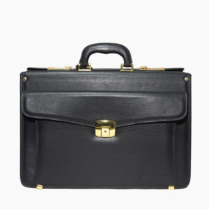 Vue de face de la mallette en cuir noir